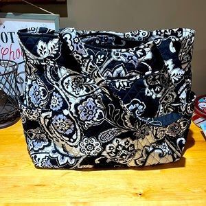 Vera Bradley tote bag